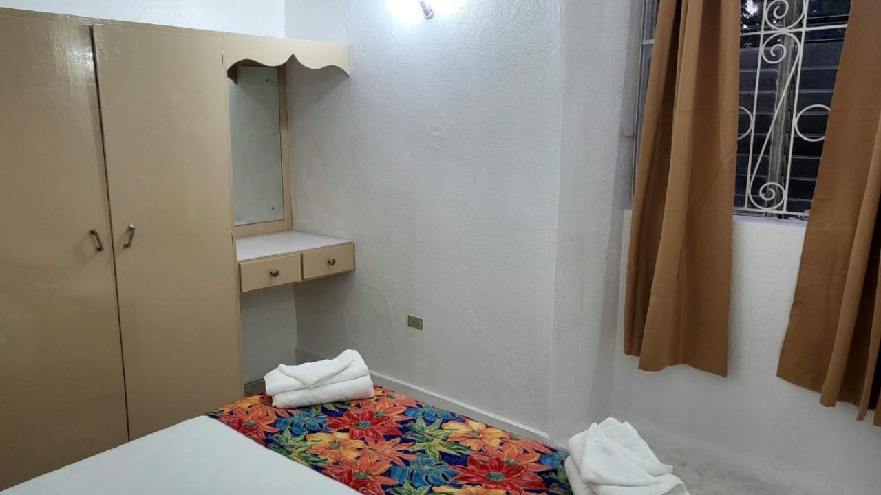 Ventnor House Apartments ブリッジタウン エクステリア 写真
