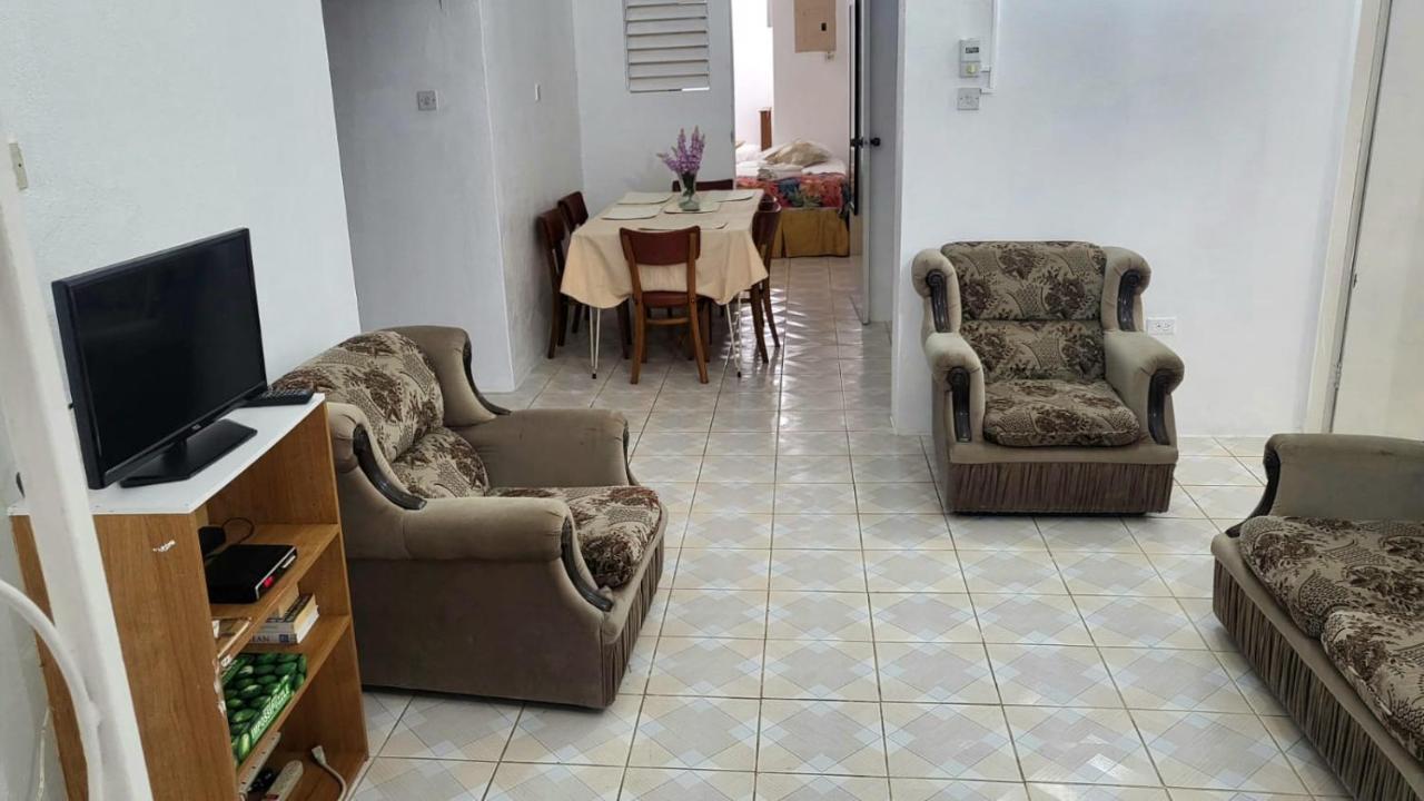 Ventnor House Apartments ブリッジタウン エクステリア 写真