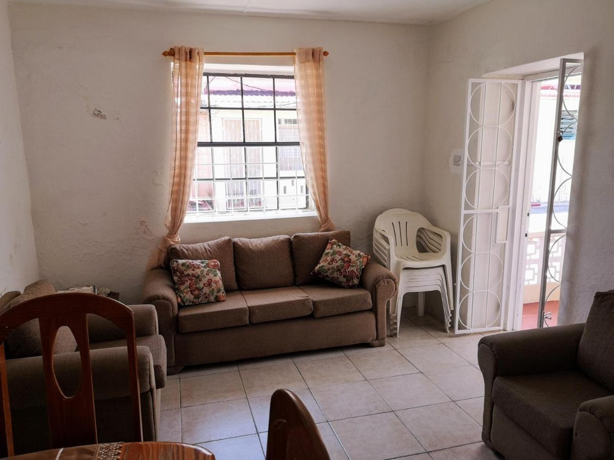 Ventnor House Apartments ブリッジタウン エクステリア 写真